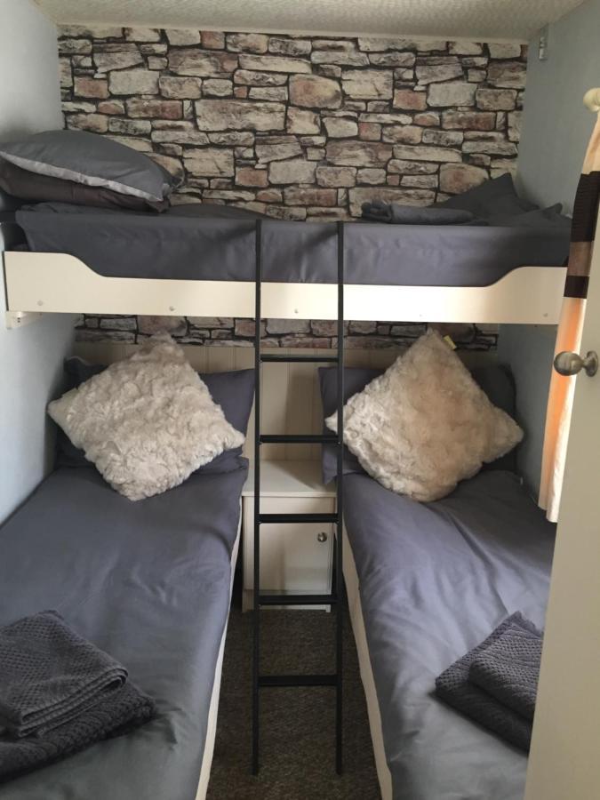 Byre Cottages & Log Cabin Cardigan Exteriér fotografie