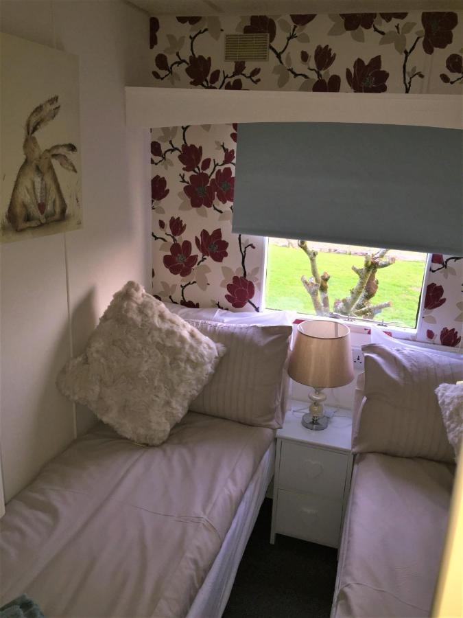 Byre Cottages & Log Cabin Cardigan Exteriér fotografie