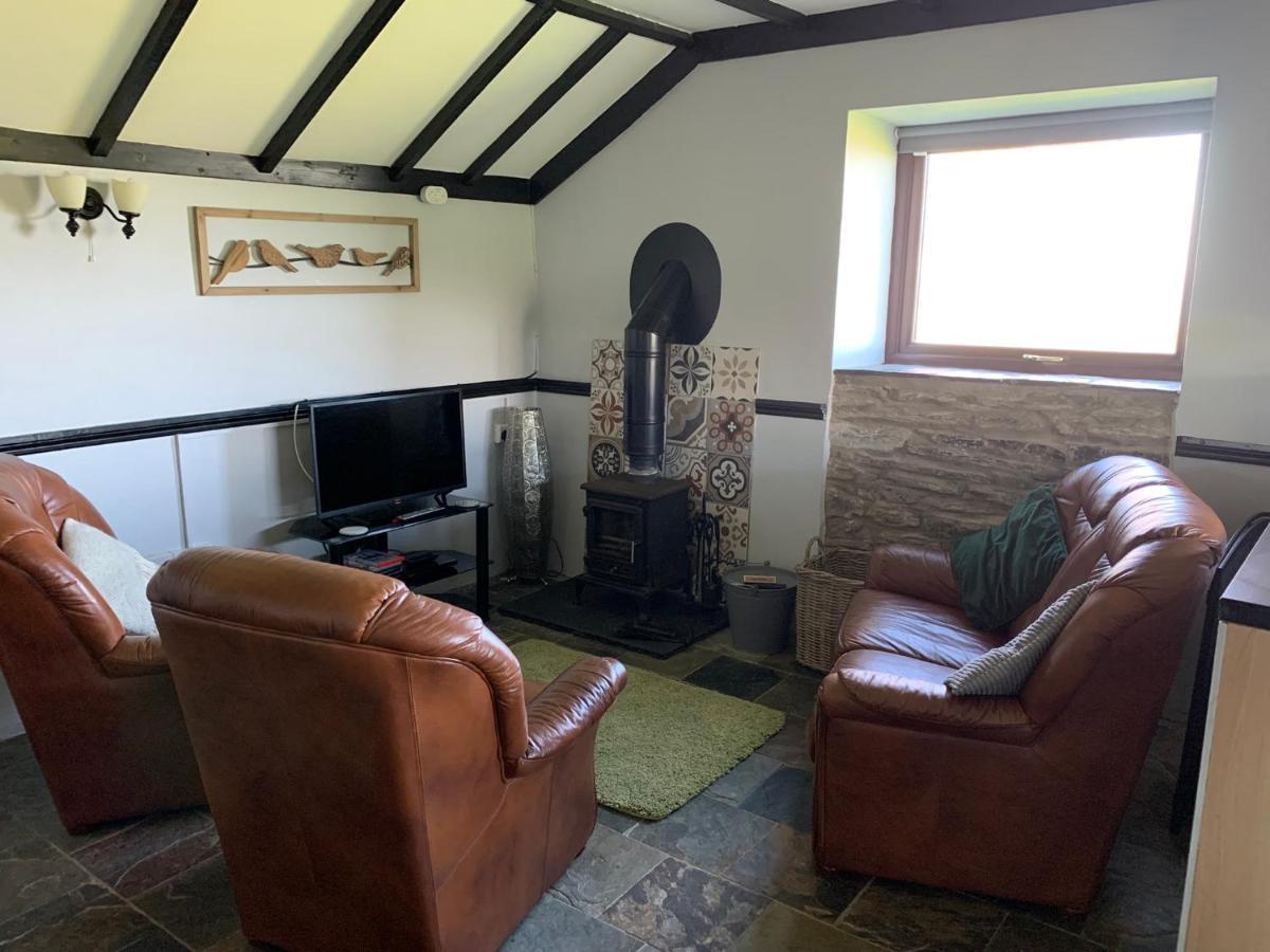 Byre Cottages & Log Cabin Cardigan Exteriér fotografie