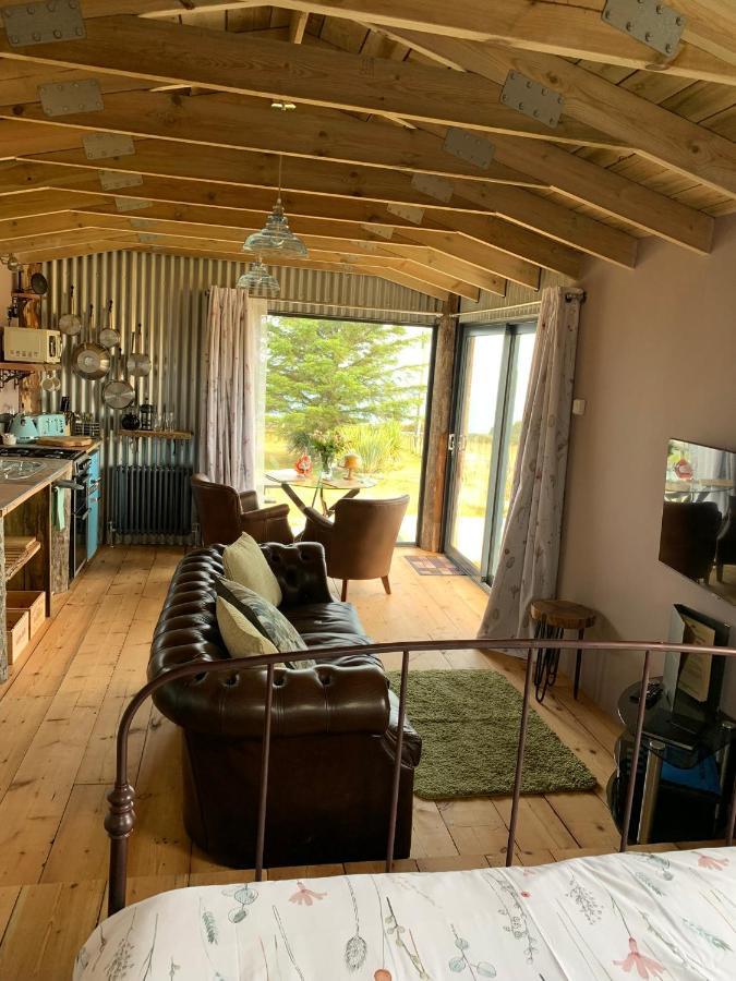 Byre Cottages & Log Cabin Cardigan Exteriér fotografie